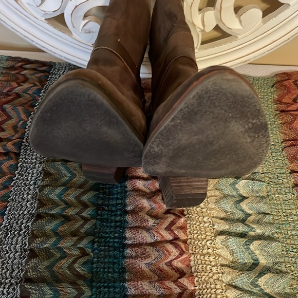 Coconuts Matisse womens boots 9.5 brown ankle western suede chain almond toe - Picture 7 of 8